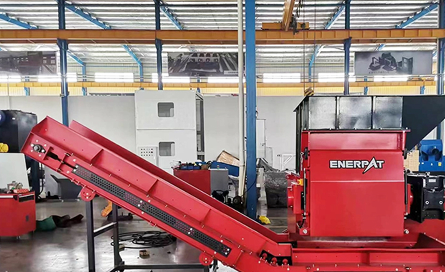 single shaft shredder آلة تقطيع رمح واحد