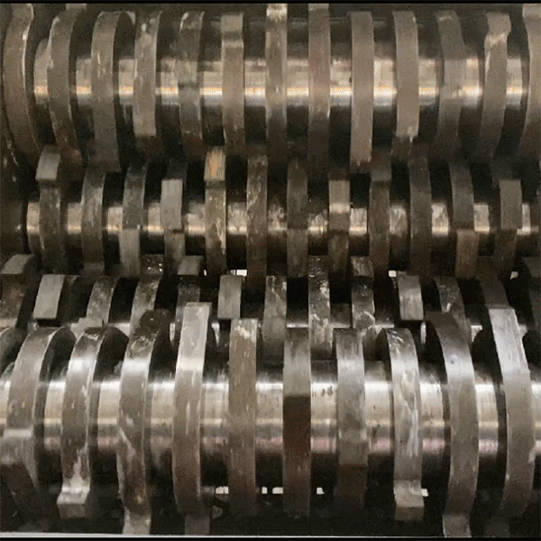 أربعة رمح التقطيع