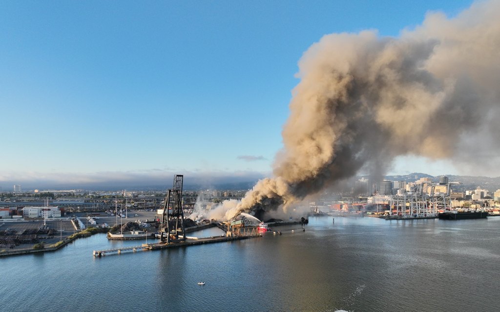 اللوائح ومتطلبات الالتزام بتنفيذ مشروع تقطيع المعادن